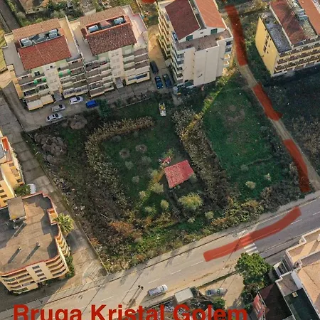 1+1 Golem Golem (Tirana)